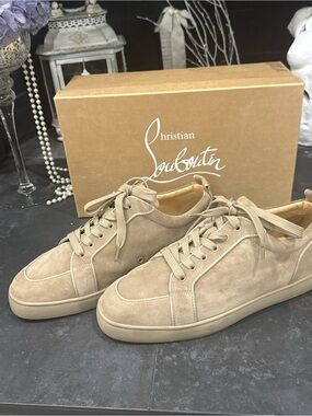 Christian Louboutin Men's Suede Low-Top Sneakers in Beige Taupe